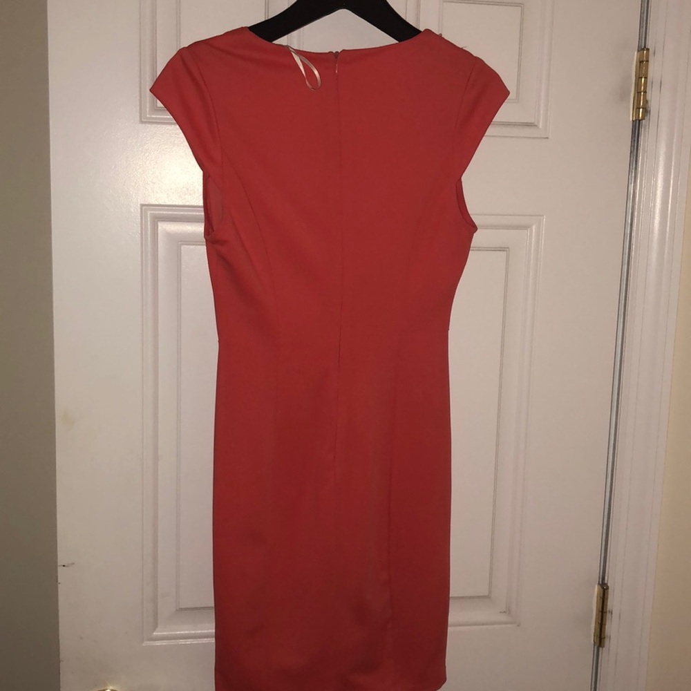 Beautiful dress. Can be worn professionally also. - Picture 3 of 5